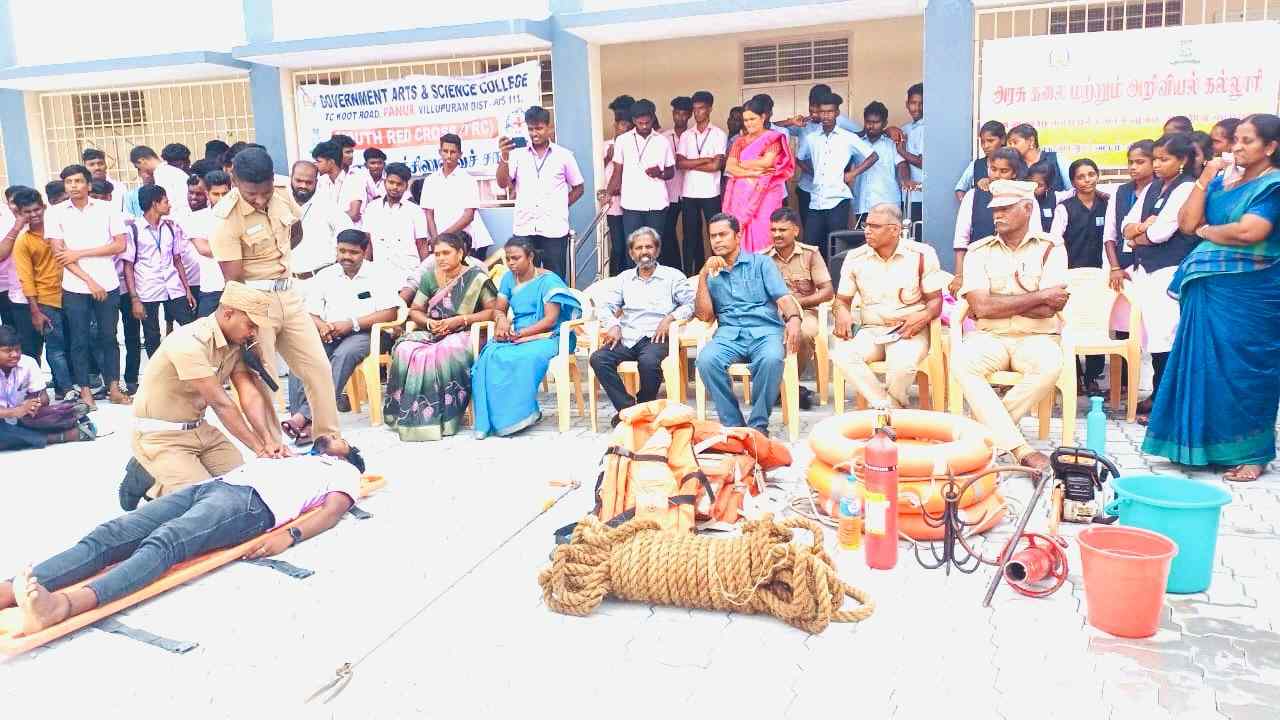 விபத்தில்லா தீபாவளி - Safety Diwali Awareness Programme  Organized by Youth Red Cross