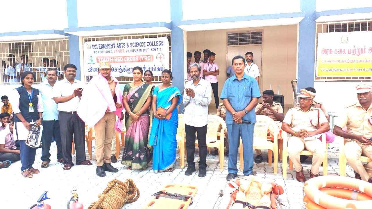<b> 1. Vanur Fire Station Staffs Raja, Sivakumar, Manivel, Tirukumaran </br> 2. Organized & Presided by Dr. A. William, Principal [FAC] and 
Dr. N. Gunasekari, YRC Co-ordinator </b>